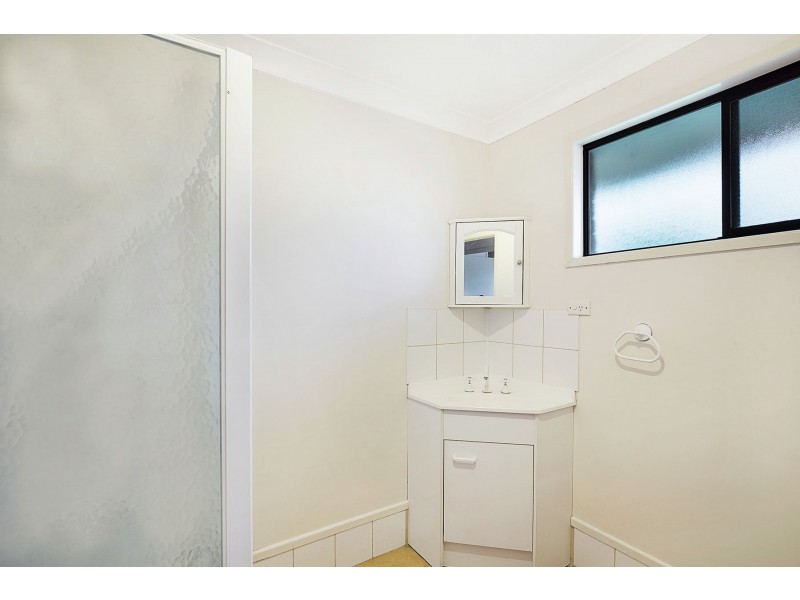 2/29 Coates Street, Kearneys Spring QLD 4350