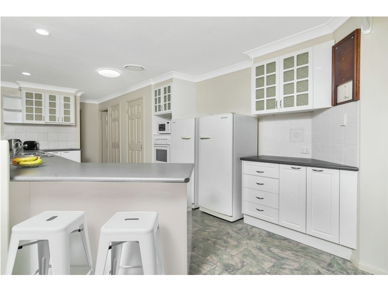 6 Ryan Drive, Cotswold Hills QLD 4350