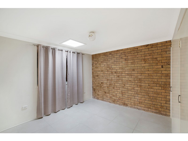 1/21 Sapphire Court, Kearneys Spring QLD 4350