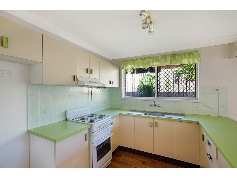 1/21 Sapphire Court, Kearneys Spring QLD 4350