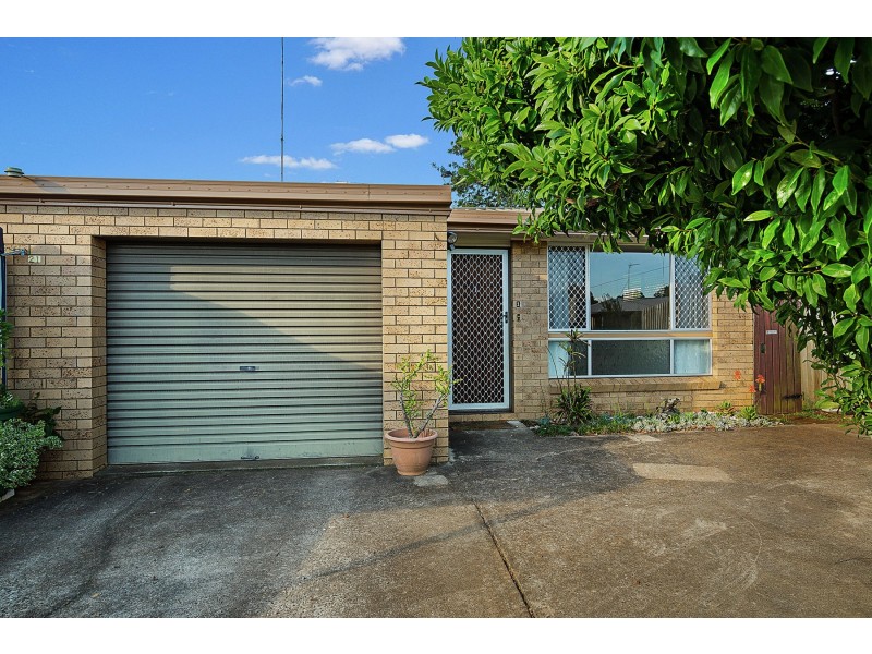 1/21 Sapphire Court, Kearneys Spring QLD 4350