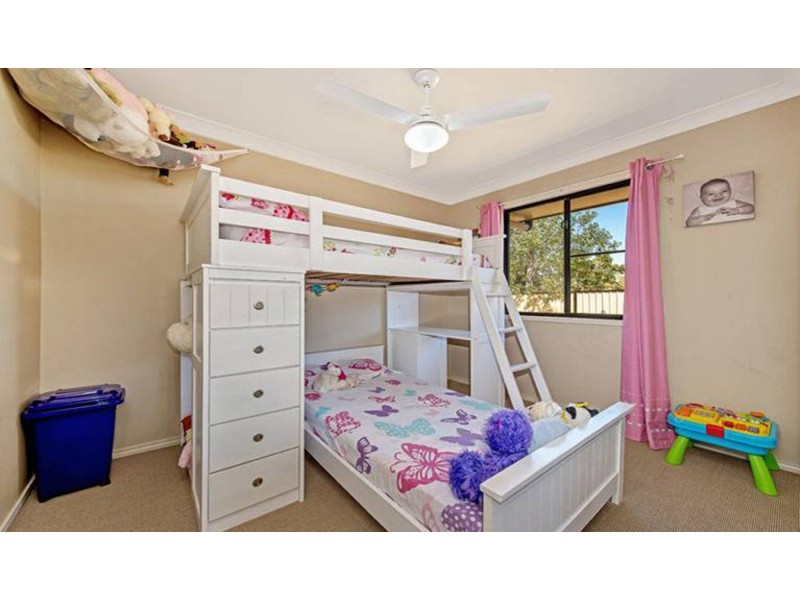 4 Peters Street, Goombungee QLD 4354