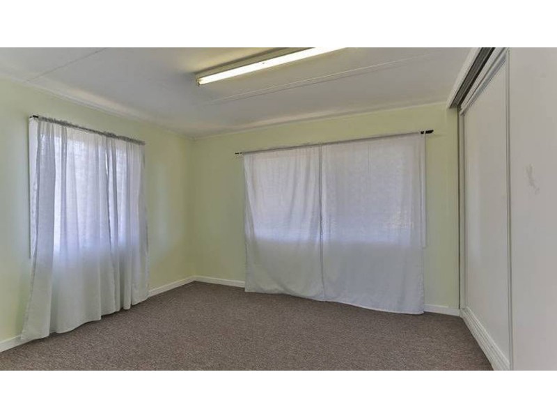 153 Mocatta Street, Goombungee QLD 4354