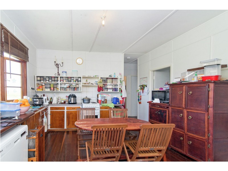 14 Felton Clifton Road, Nobby QLD 4360