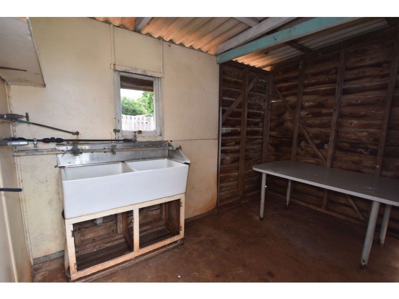 317 Bridge Street, Newtown QLD 4350