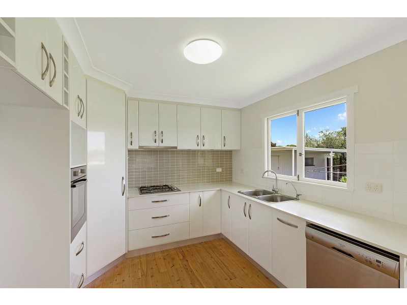 17 McNamara Street, Centenary Heights QLD 4350