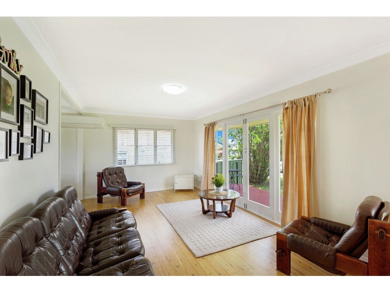 17 McNamara Street, Centenary Heights QLD 4350