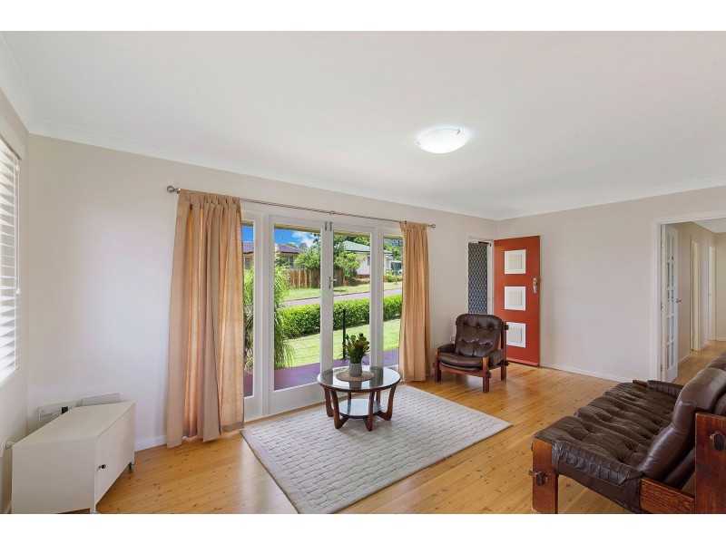 17 McNamara Street, Centenary Heights QLD 4350