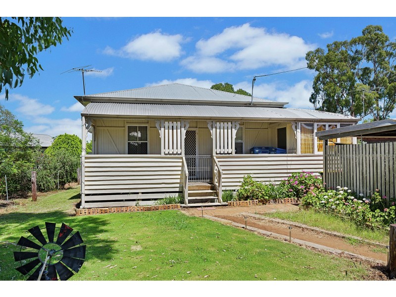 61 John Street, Goombungee QLD 4354