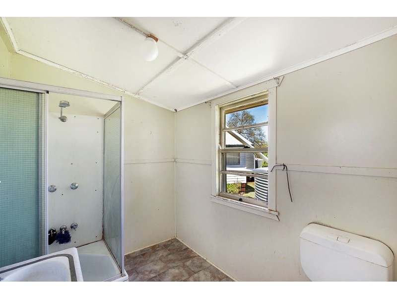 61 John Street, Goombungee QLD 4354