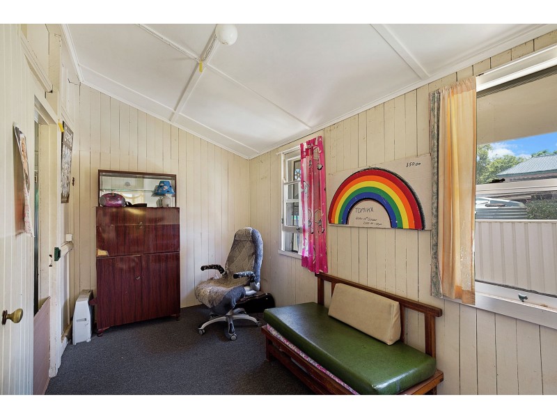 61 John Street, Goombungee QLD 4354