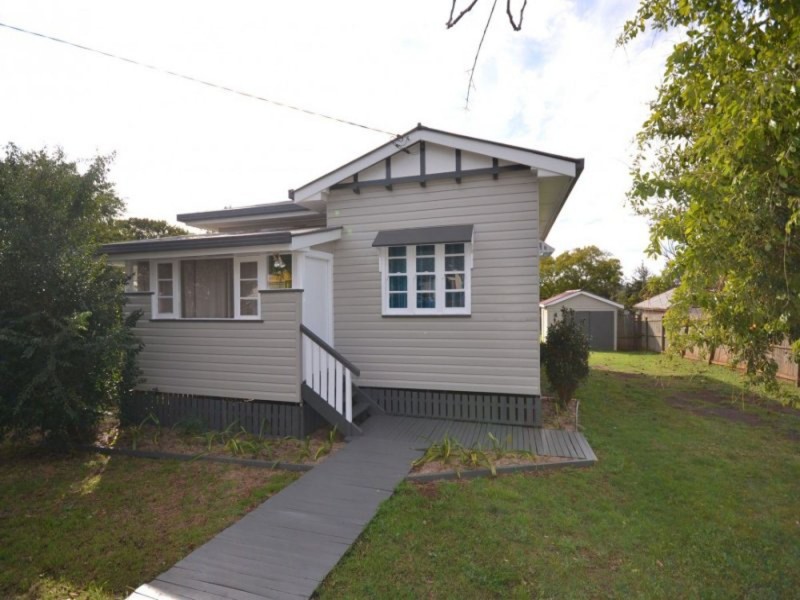 7 Park Street, Wilsonton QLD 4350