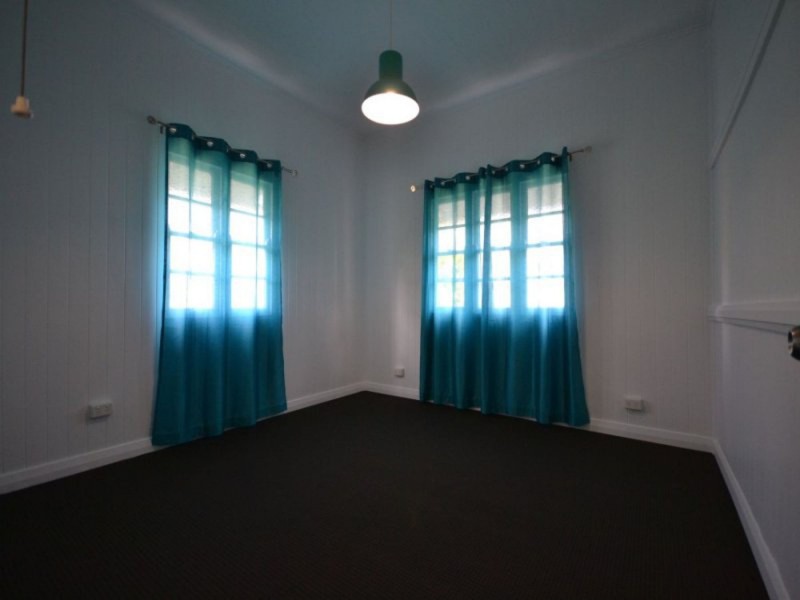 7 Park Street, Wilsonton QLD 4350