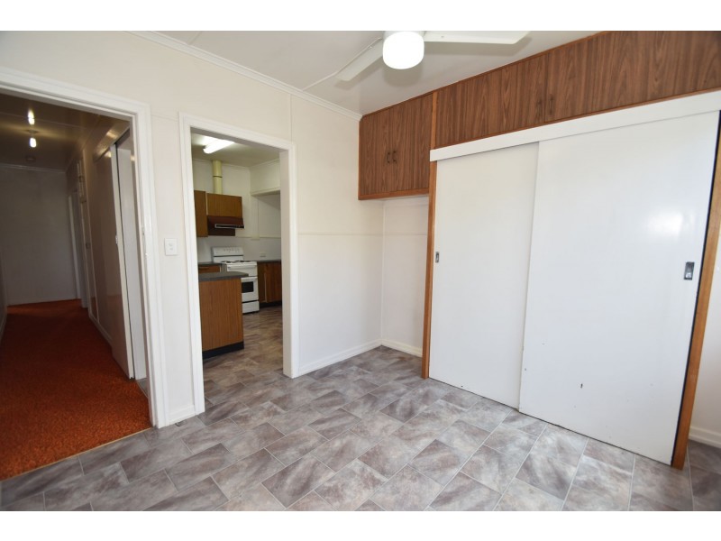 12 Butt Street, Harristown QLD 4350