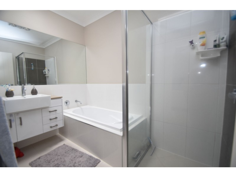 2/7 Adina Street, Rangeville QLD 4350