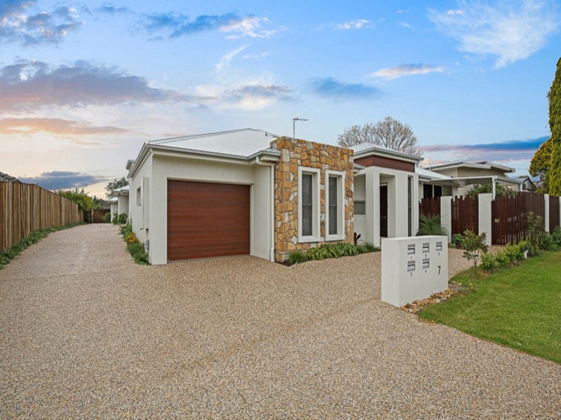 2/7 Adina Street, Rangeville QLD 4350