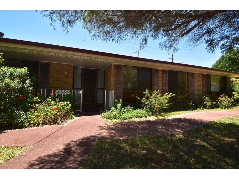 28 Claret Street, Wilsonton Heights QLD 4350