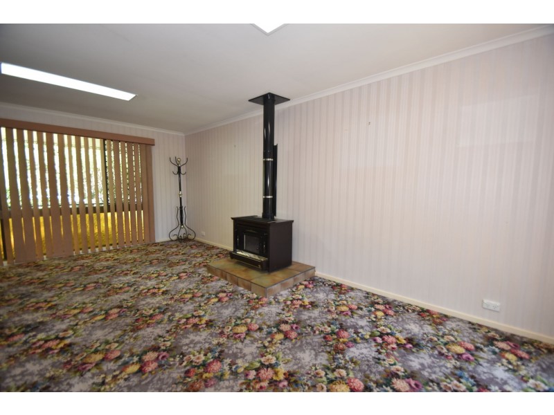 28 Claret Street, Wilsonton Heights QLD 4350