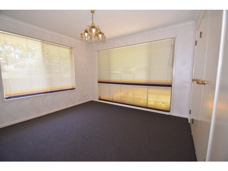 28 Claret Street, Wilsonton Heights QLD 4350