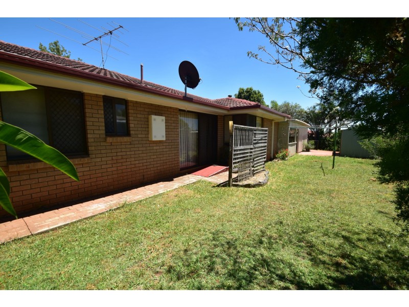 28 Claret Street, Wilsonton Heights QLD 4350