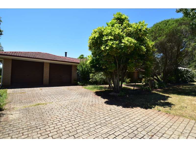 28 Claret Street, Wilsonton Heights QLD 4350