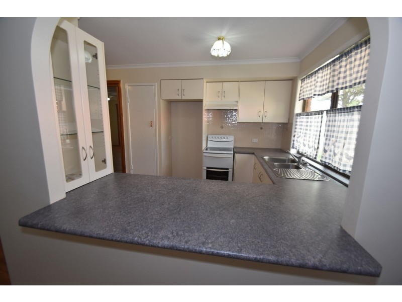 25 Seppelt Street, Wilsonton Heights QLD 4350