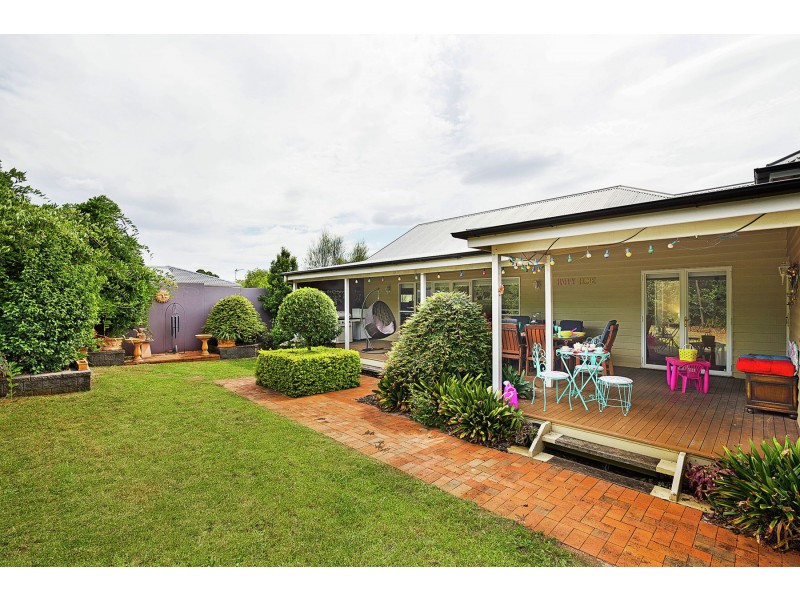 18 Pierce Street, South Toowoomba QLD 4350
