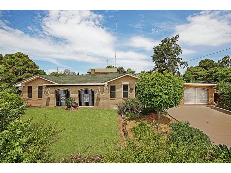 14 Wright Street, Wilsonton QLD 4350