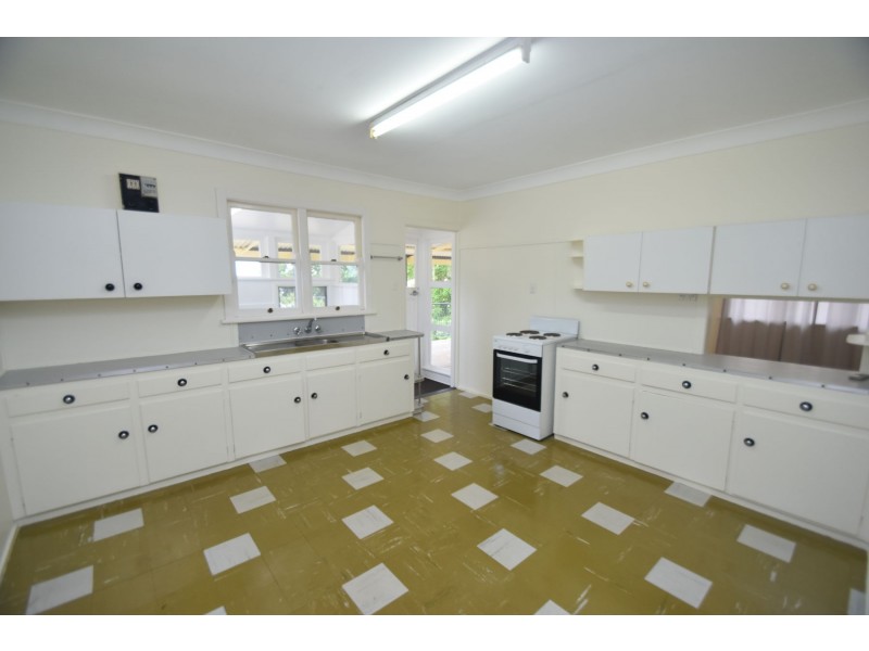 315C Bridge Street, Newtown QLD 4350