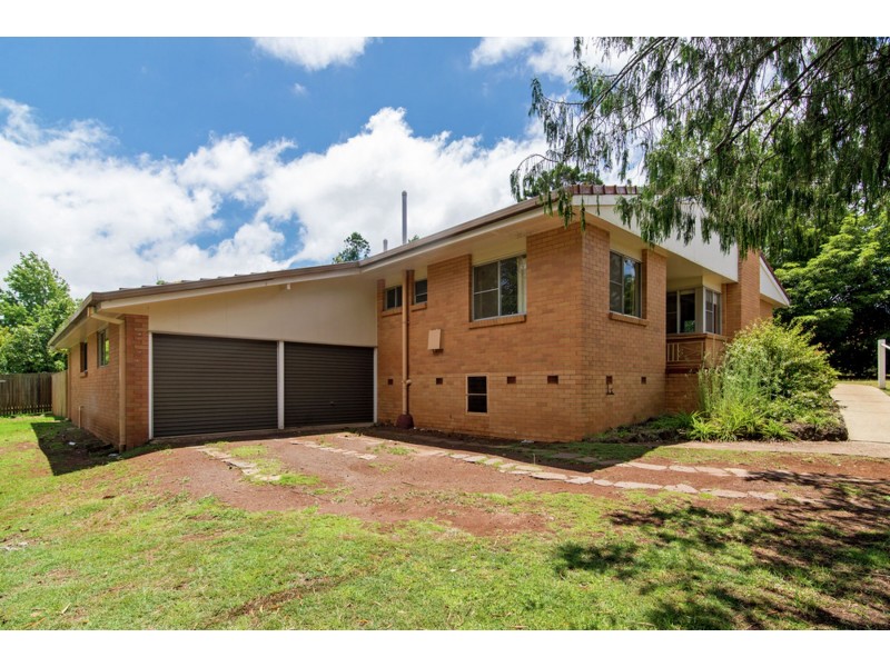13 Mayes Street, East Toowoomba QLD 4350