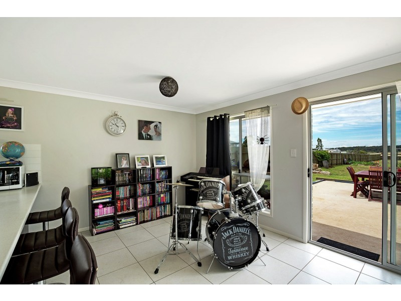 12 Harth Street, Goombungee QLD 4354