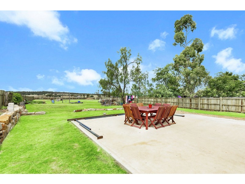 12 Harth Street, Goombungee QLD 4354