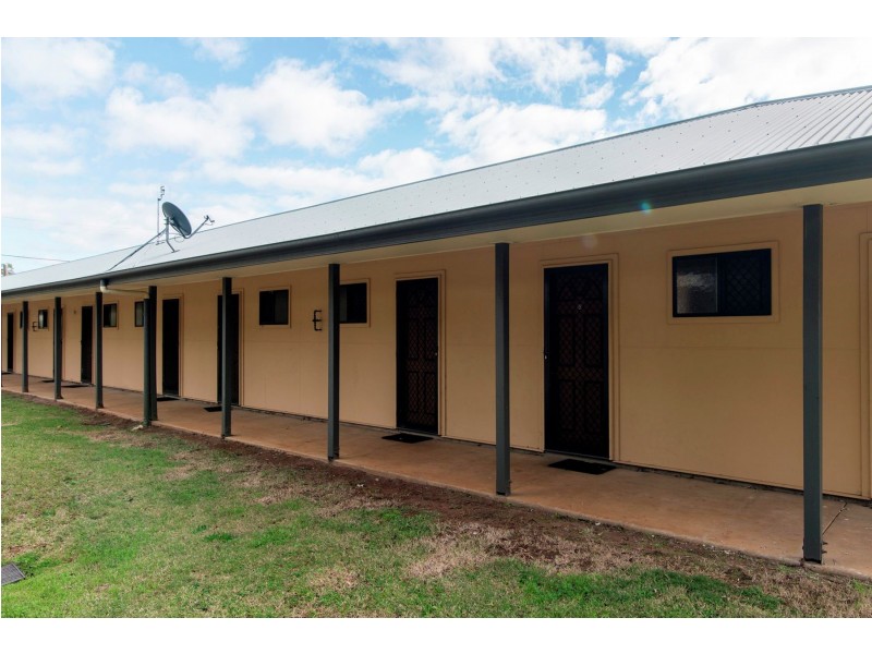 27/14 Fanny Street, Newtown QLD 4350