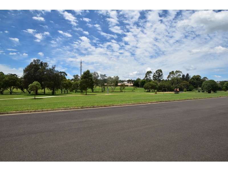 23 Creedon Drive, Kearneys Spring QLD 4350