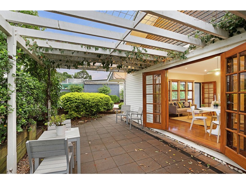 71A Geoffrey Street, Mount Lofty QLD 4350