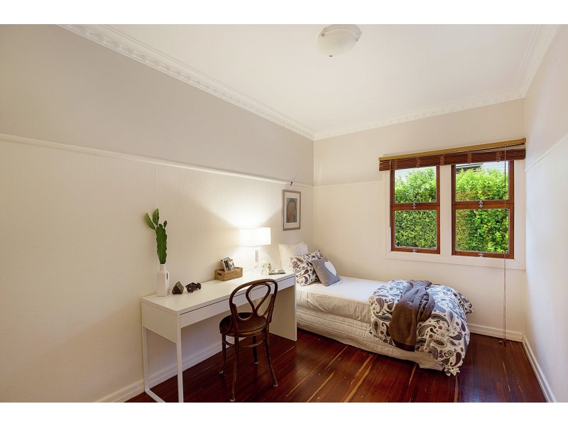 71A Geoffrey Street, Mount Lofty QLD 4350