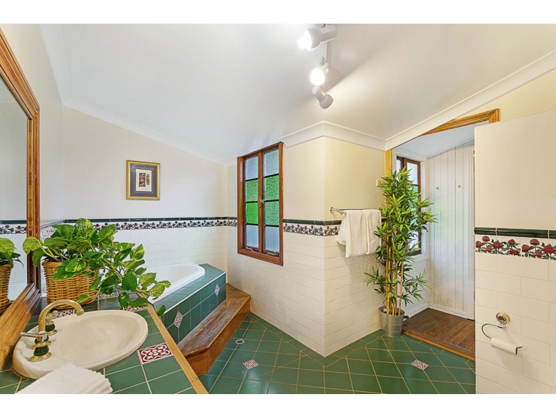 23 Moloney Street, North Toowoomba QLD 4350
