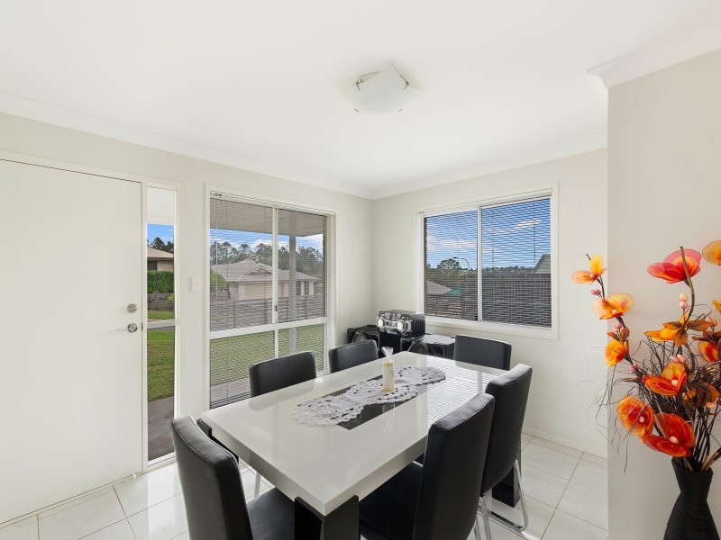 4 Latham Court, Wilsonton QLD 4350