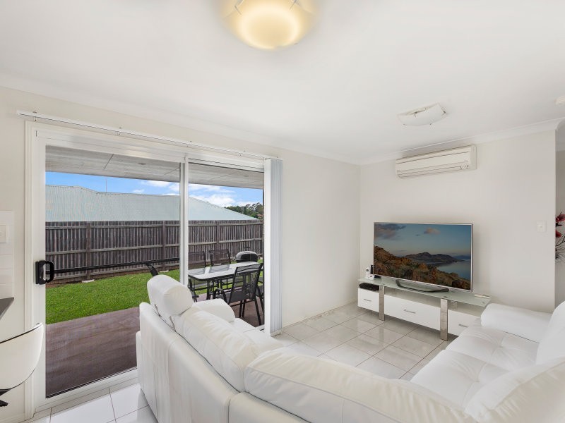 4 Latham Court, Wilsonton QLD 4350