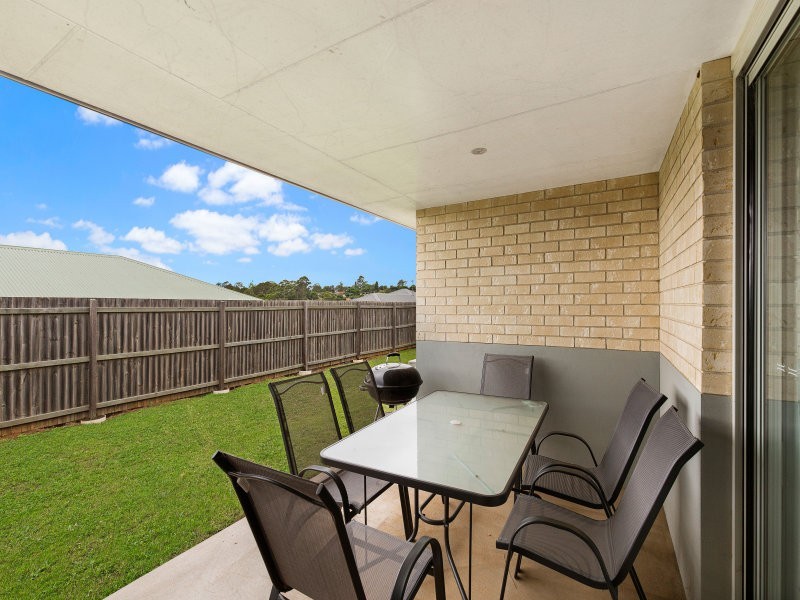 4 Latham Court, Wilsonton QLD 4350