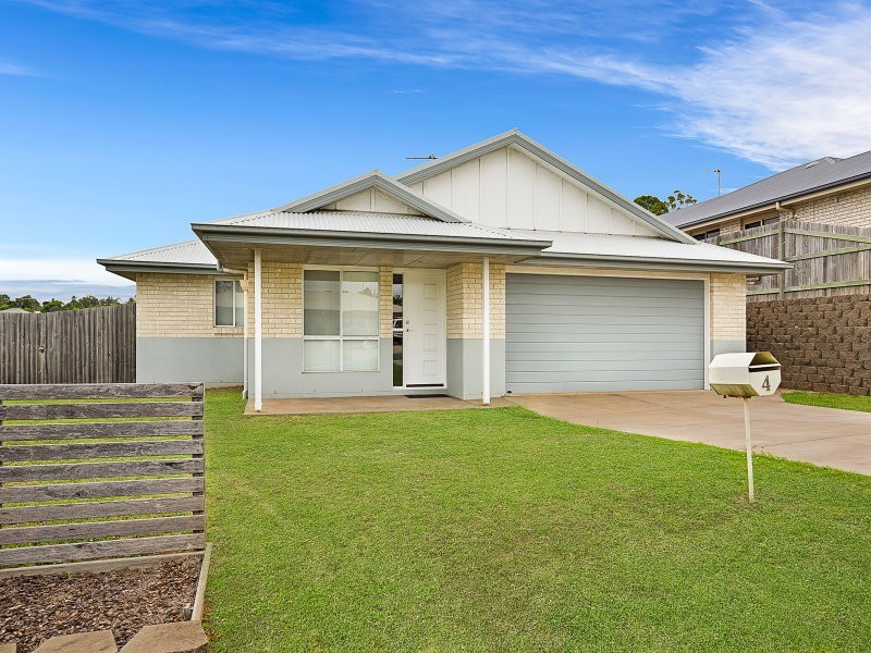 4 Latham Court, Wilsonton QLD 4350