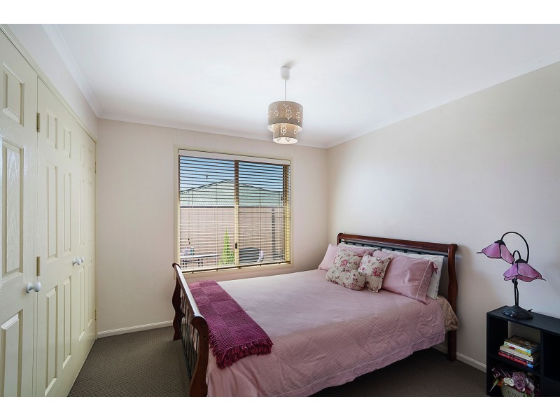 140 Hursley Road, Glenvale QLD 4350