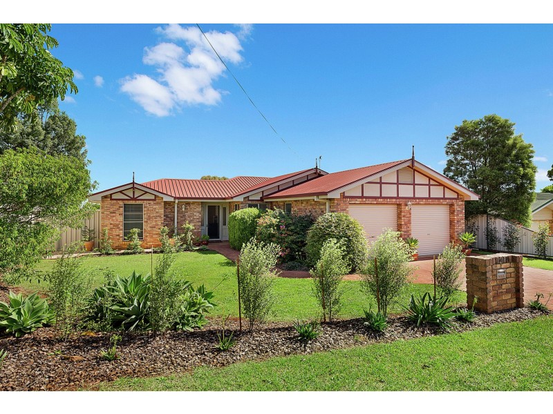 140 Hursley Road, Glenvale QLD 4350
