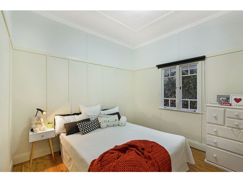 25 Bridge Street, Mount Lofty QLD 4350