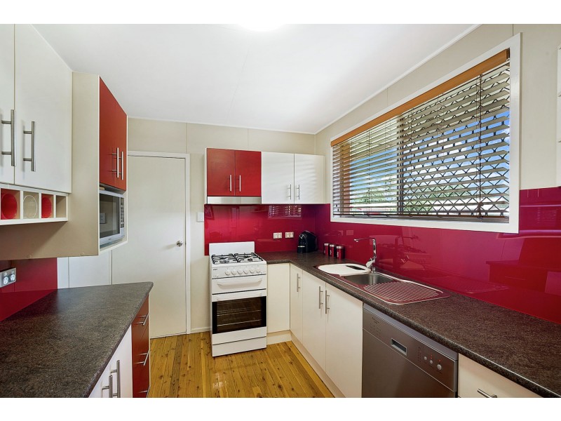 15 Matthews Street, Harristown QLD 4350