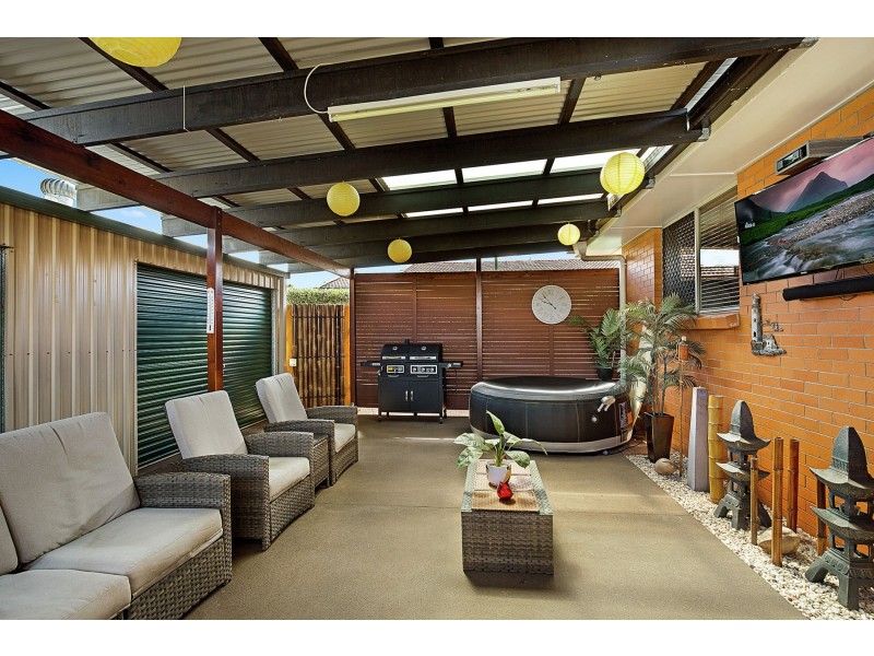 15 Matthews Street, Harristown QLD 4350