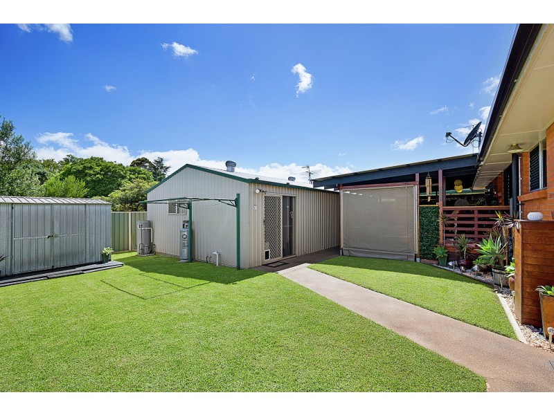 15 Matthews Street, Harristown QLD 4350
