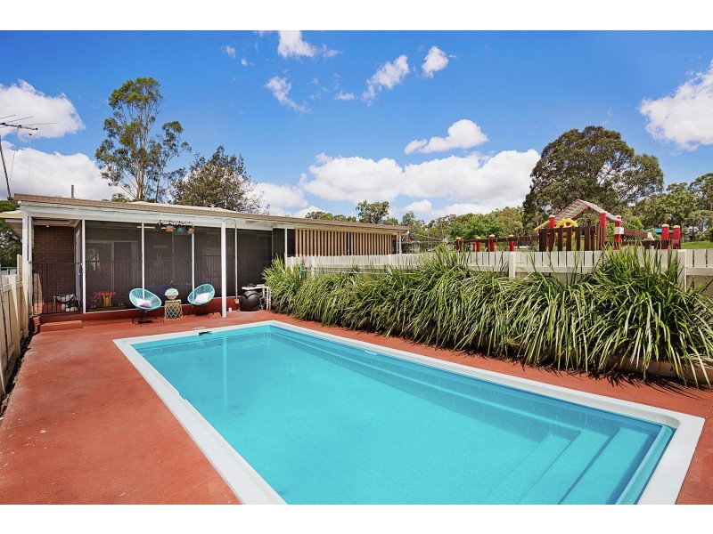 5 Barker Street, Goombungee QLD 4354