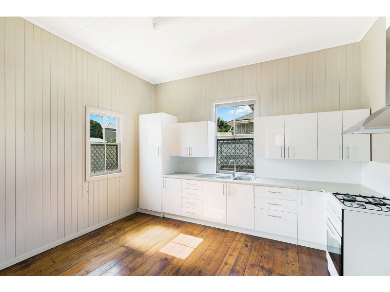 9 Kelfield Street, North Toowoomba QLD 4350