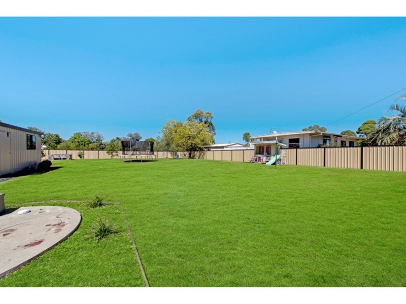 4 Peters Street, Goombungee QLD 4354